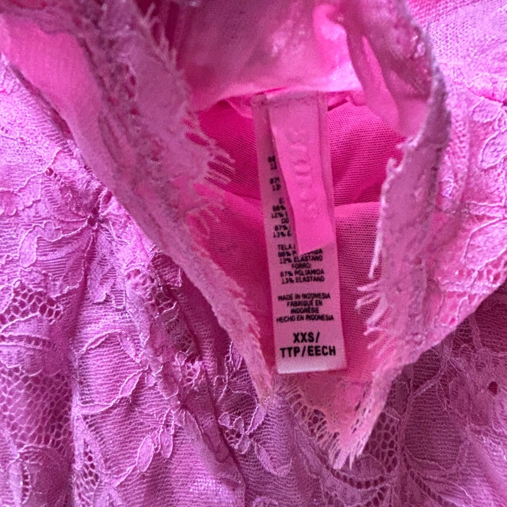 SKIMS Long Sleeve Lace Pink Dress - Picture 2 of 6